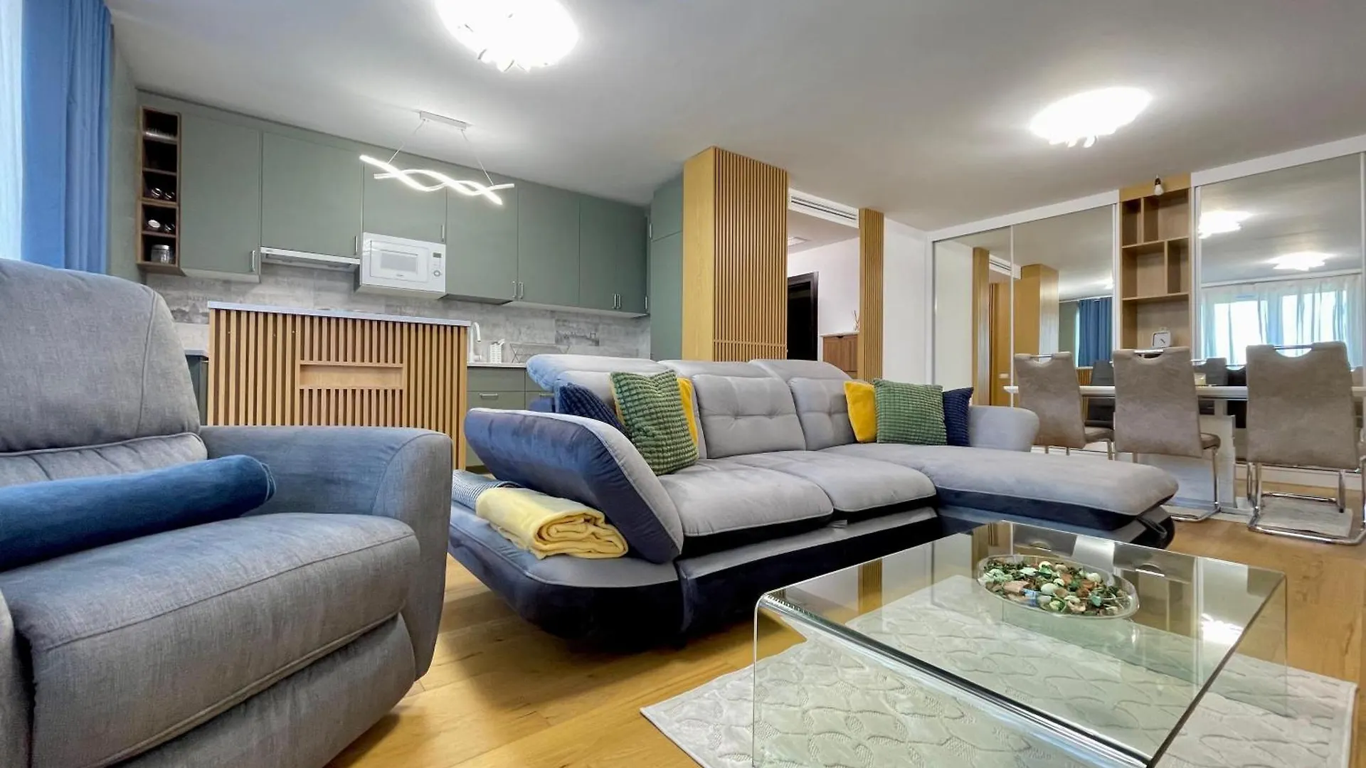 Apartment No 506 Lebada Lake location