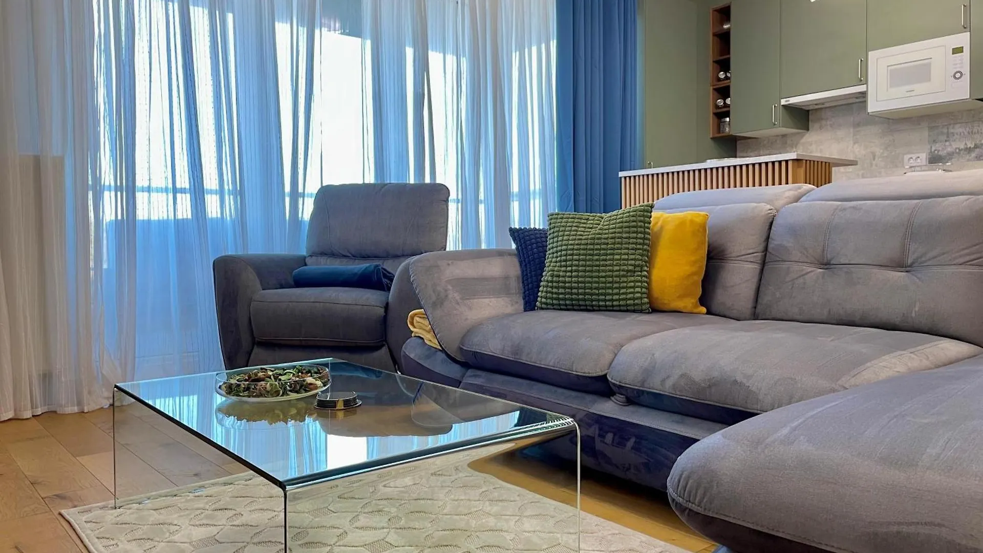 Apartment No 506 Lebada Lake Bucharest Romania